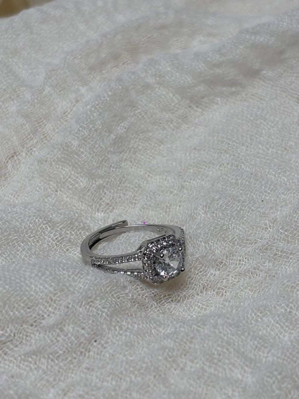 S925 White Halo Engagement Ring with Round Center Stone, Size 8 OUT OF STOCK